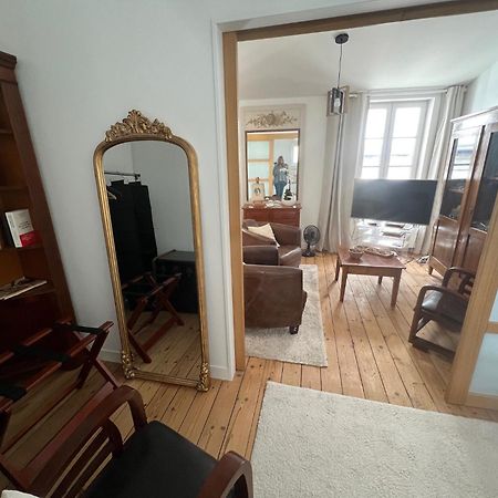 Le Logis Des Templiers Vieux Port Apartment La Rochelle  Exterior photo